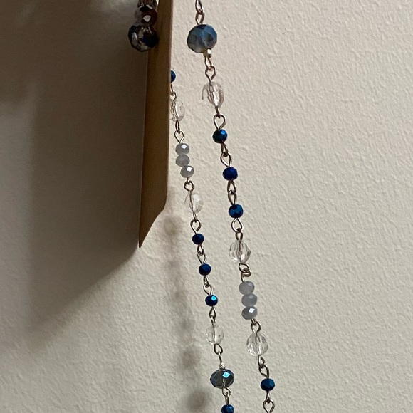O: Sapphire Blue Necklace - Picture 12 of 12
